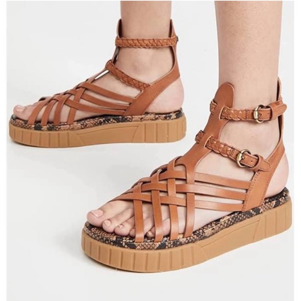 Like new Sam Edelman Platform Sandal
